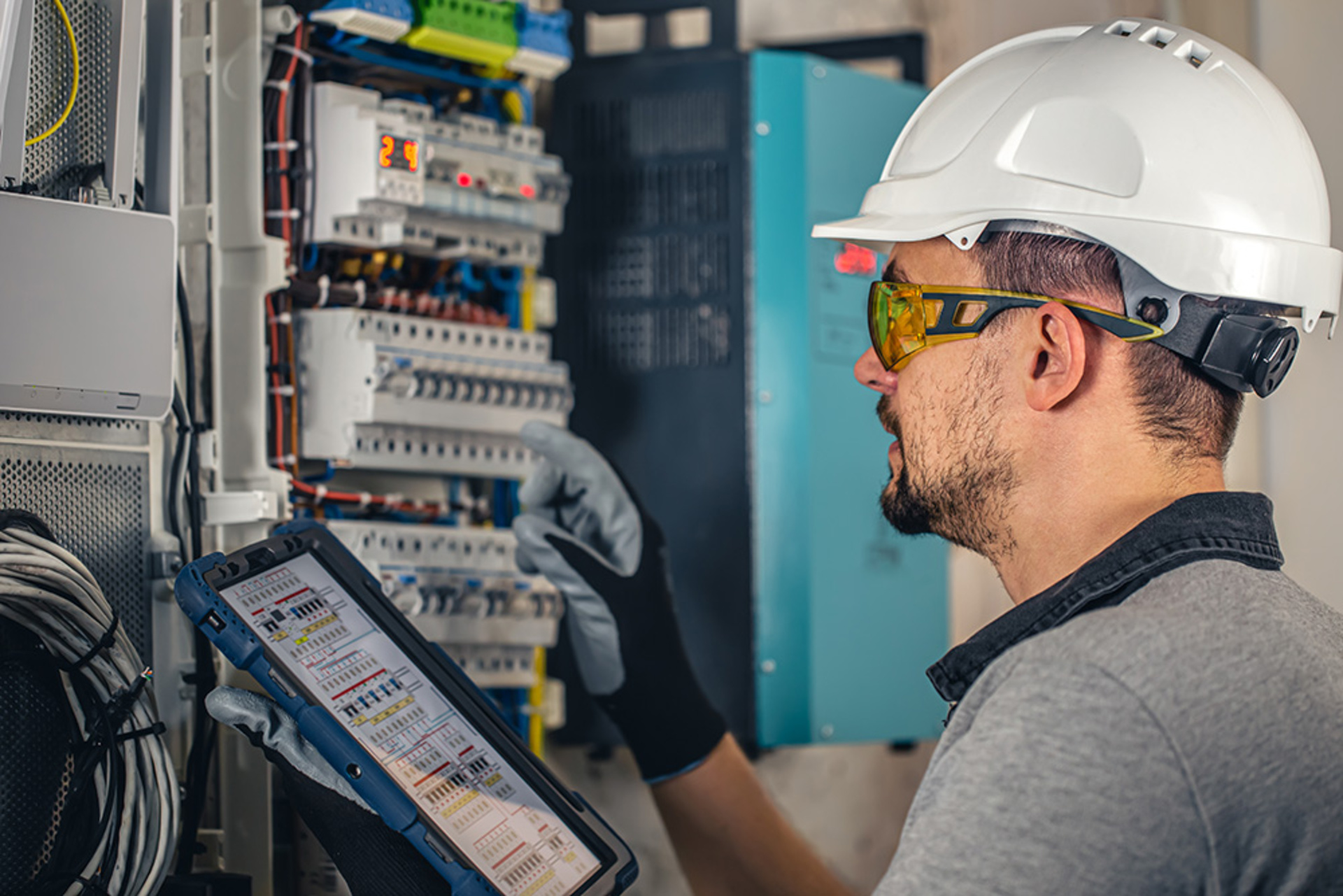 Industrie & Gewerbe bei Elektrotechnik Nirschl Daniel GmbH in Lalling